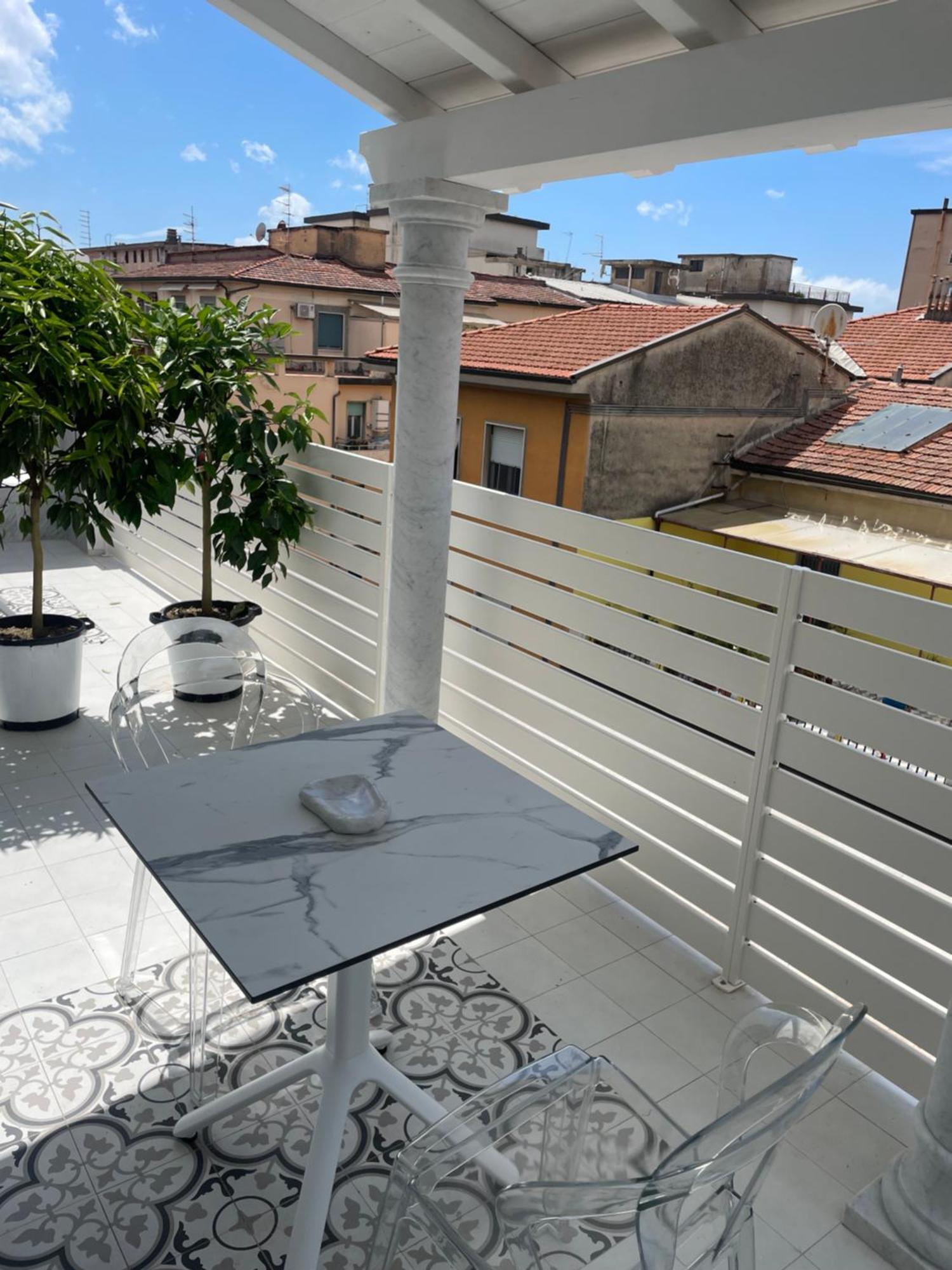 Colombo Street Station Bed & Breakfast Pisa Exterior photo